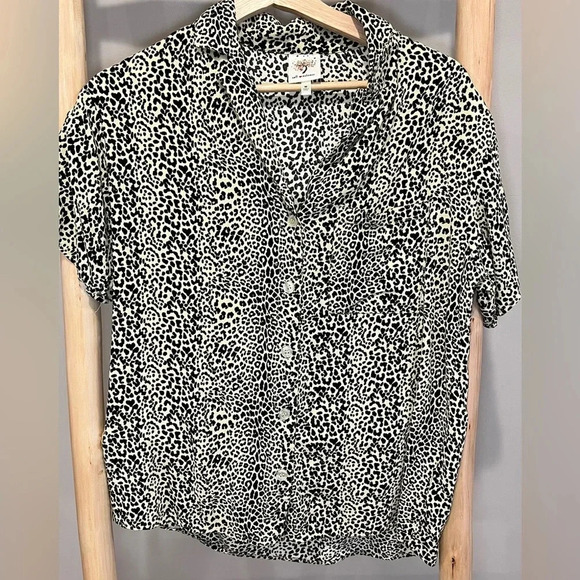 Self Esteem button up shirt size M cream/black animal print short sleeve pocket - Picture 1 of 7